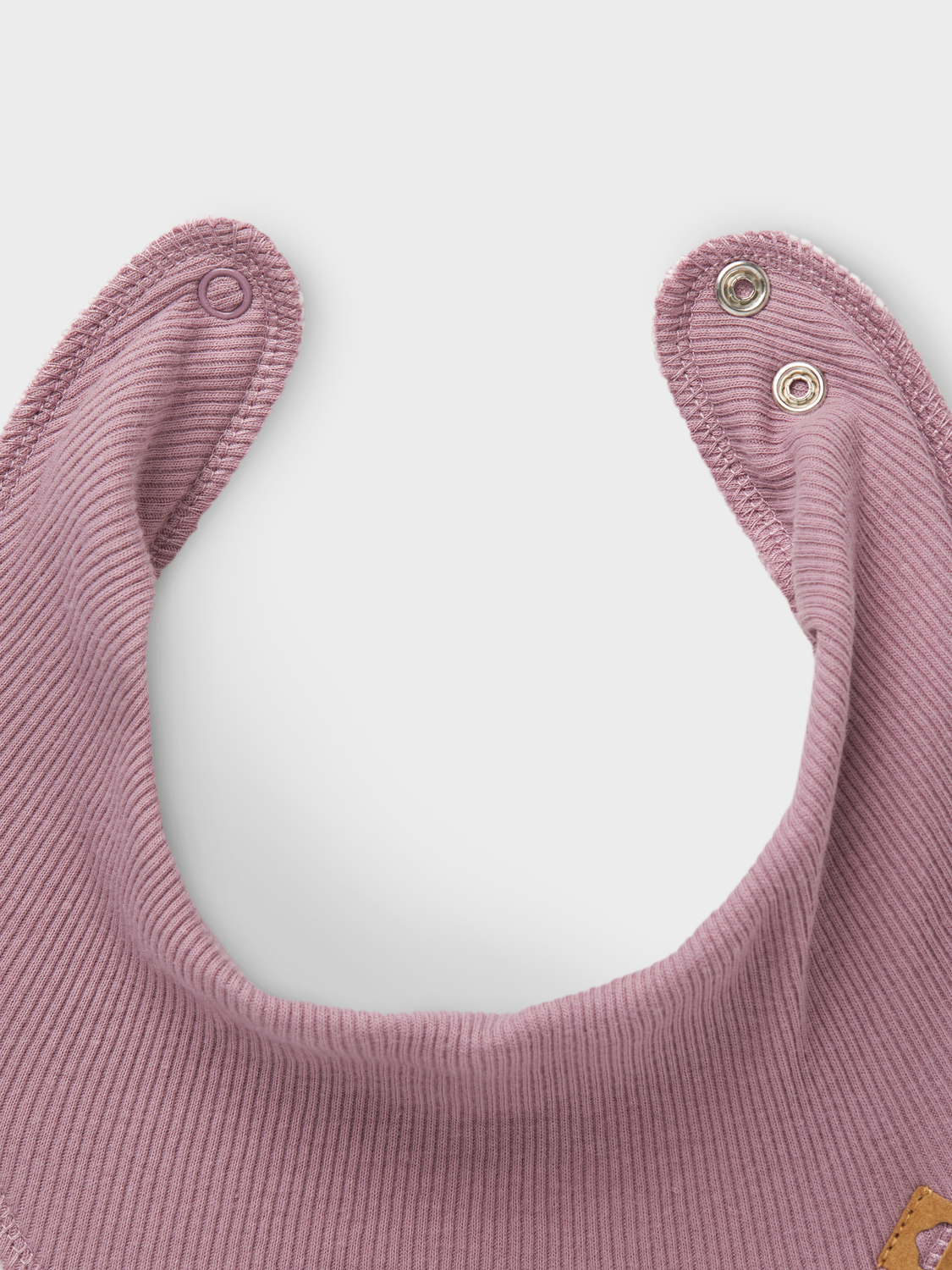 model_shot-front_full